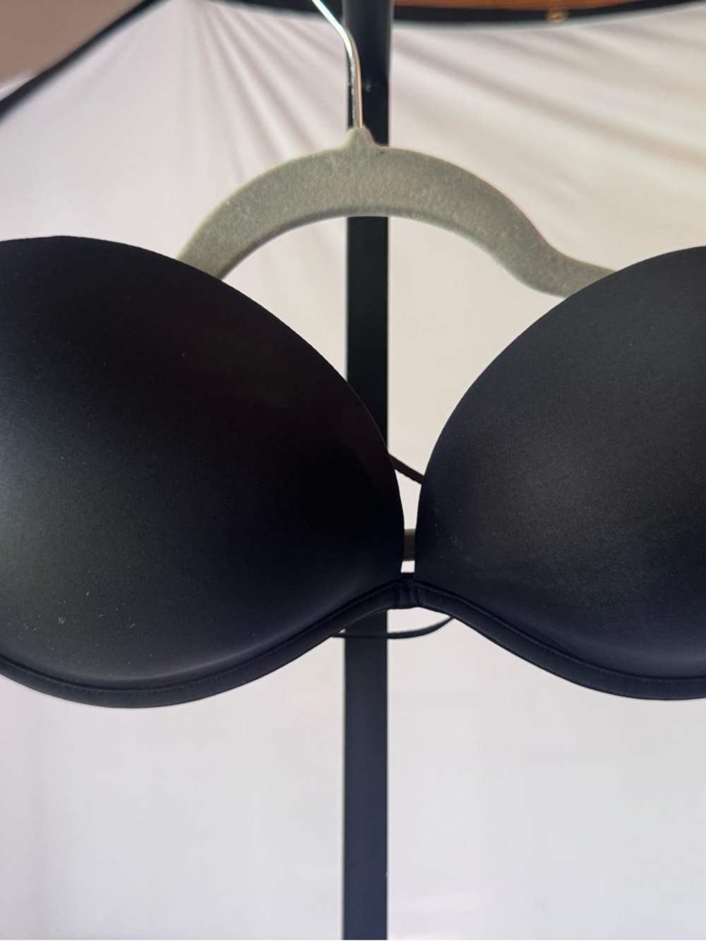 42C Multi-way Onyx Black Underwire Bra including strapless